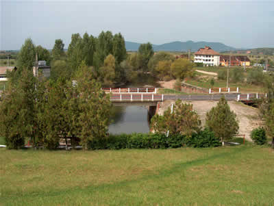 ./galerie_foto/Lacul din comuna Calinesti-Oas/lacul6.jpg